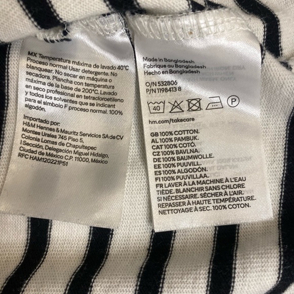 H&M Striped Black and White Classic Basic Long Sleeve Top w Gold Buttons Size L - Picture 8 of 8